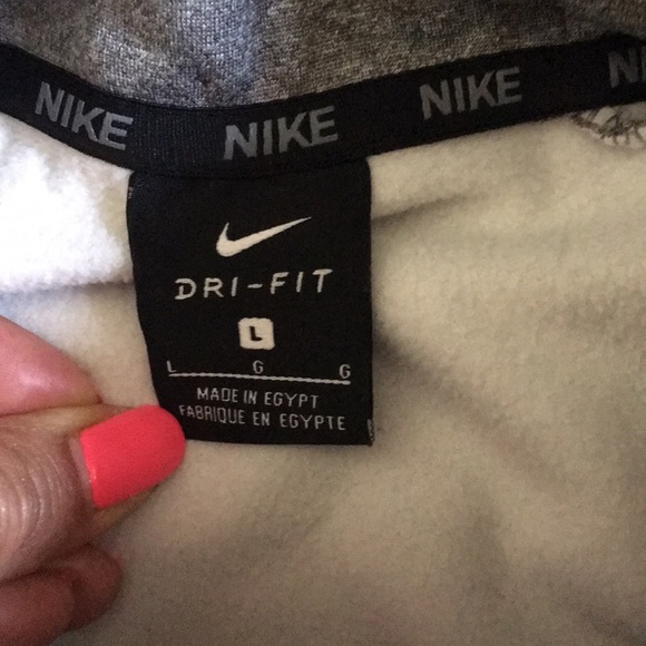 Nike hoodie dri-fit pullover - Picture 3 of 4